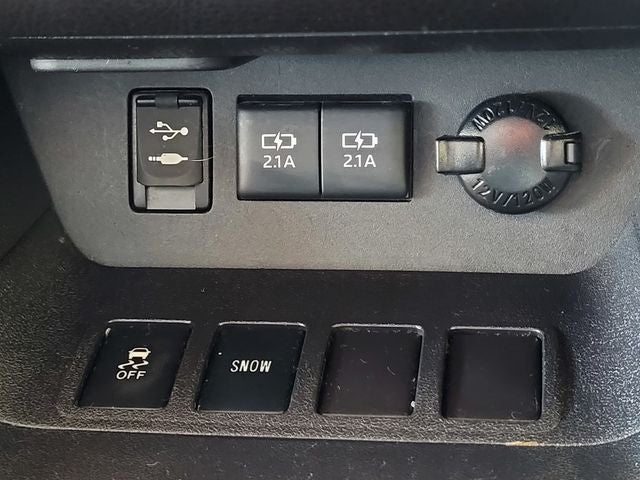 2017 Toyota Highlander LE