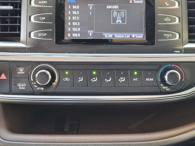 2017 Toyota Highlander LE