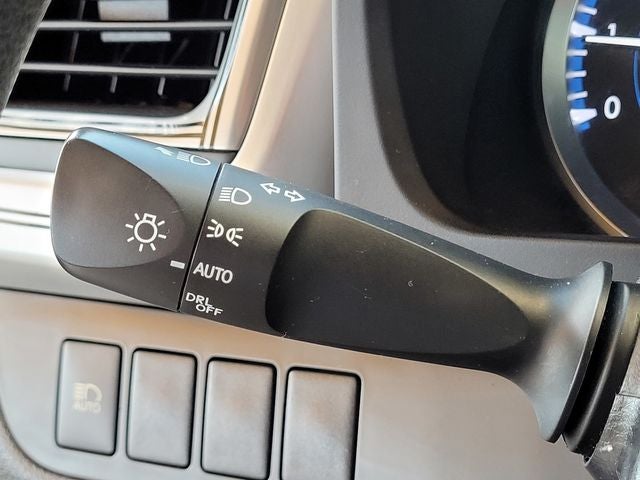 2017 Toyota Highlander LE