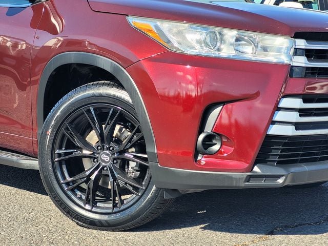 2017 Toyota Highlander LE