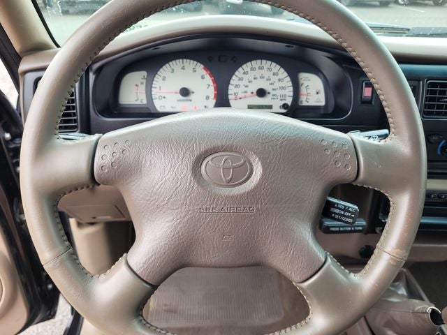 2001 Toyota Tacoma Base V6