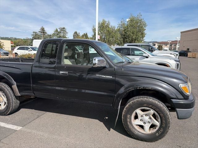2001 Toyota Tacoma Base V6