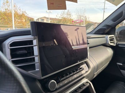 2022 Toyota Tundra Platinum