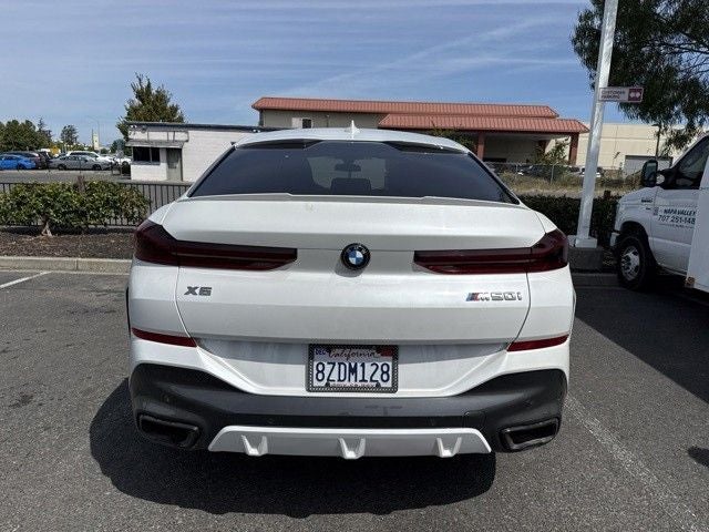 2022 BMW X6 M50i