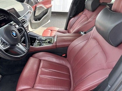2022 BMW X6 M50i