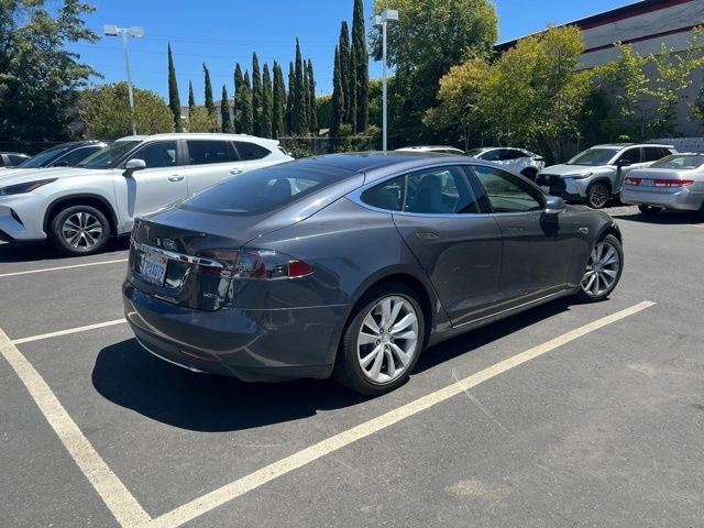 2015 Tesla Model S 85D