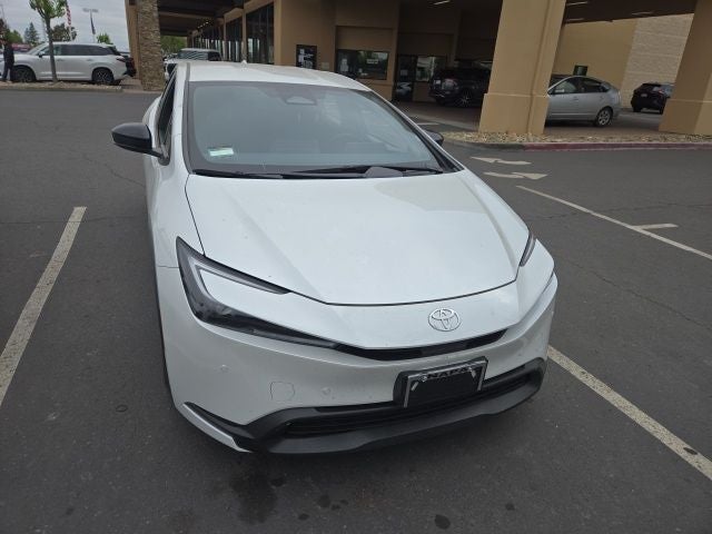 2025 Toyota Prius LE