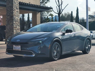 2024 Toyota Prius Prime SE
