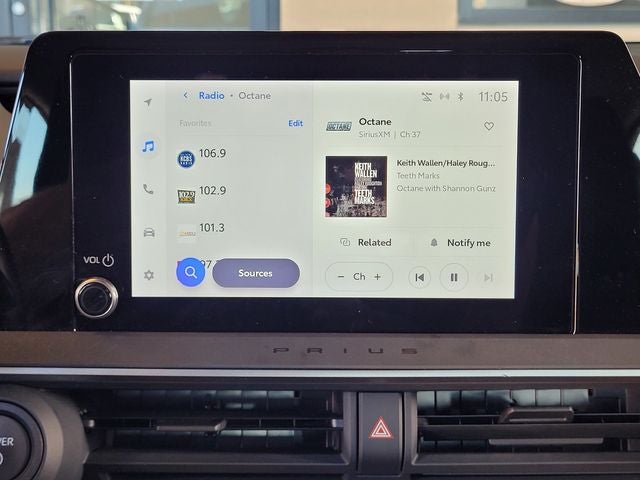 2024 Toyota Prius Prime SE