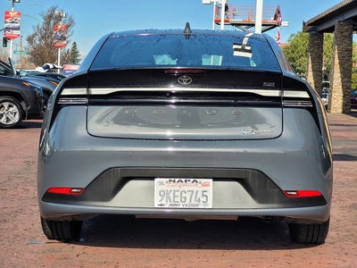 2024 Toyota Prius Prime SE