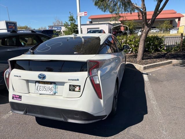2016 Toyota Prius Three Touring
