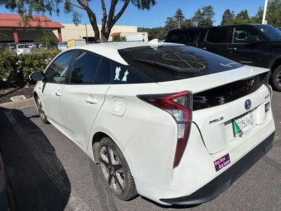 2016 Toyota Prius Three Touring