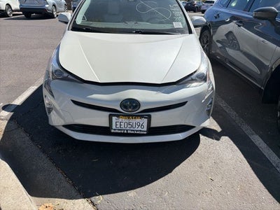 2016 Toyota Prius Three Touring