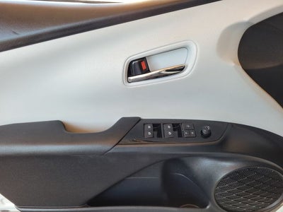 2016 Toyota Prius Three Touring