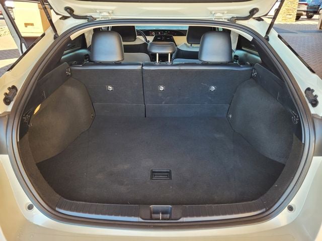 2016 Toyota Prius Three Touring