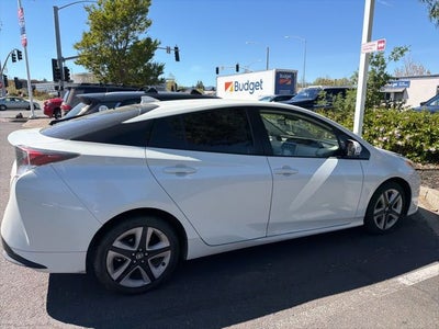 2016 Toyota Prius Three Touring