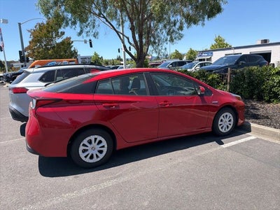 2019 Toyota Prius LE