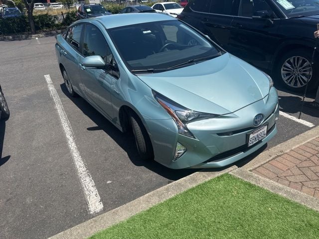 2017 Toyota Prius Three Touring