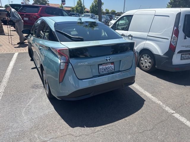 2017 Toyota Prius Three Touring