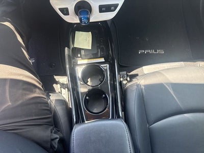 2017 Toyota Prius Three Touring