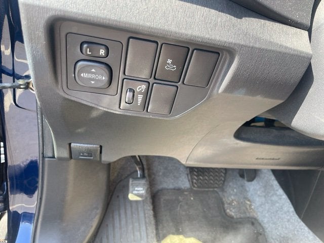2014 Toyota Prius Three