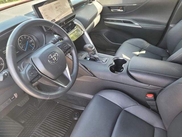 2024 Toyota Venza XLE