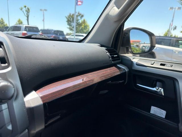 2017 Toyota 4Runner Limited w/ Third Row Seating
