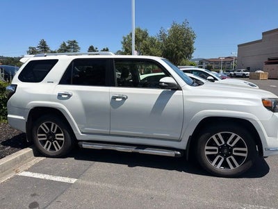 2017 Toyota 4Runner Limited w/ Third Row Seating