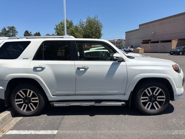 2017 Toyota 4Runner Limited w/ Third Row Seating