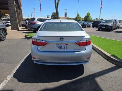 2015 Lexus ES 300h
