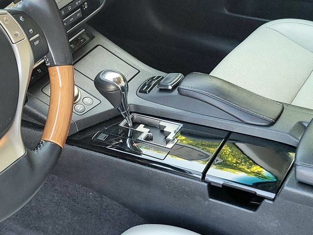 2015 Lexus ES 300h