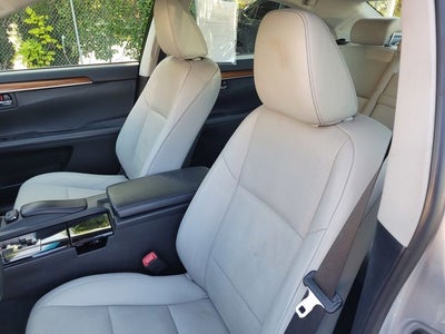 2015 Lexus ES 300h
