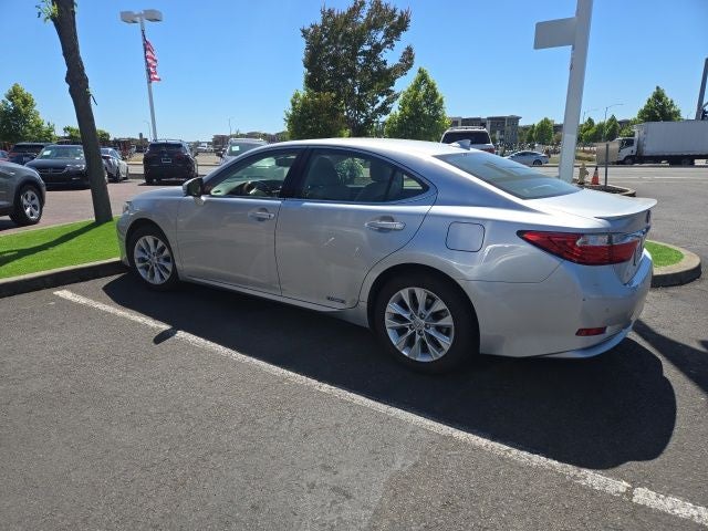 2015 Lexus ES 300h