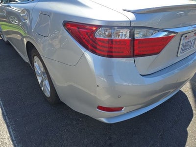 2015 Lexus ES 300h