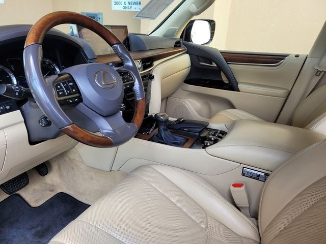 2019 Lexus LX 570
