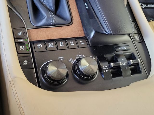 2019 Lexus LX 570