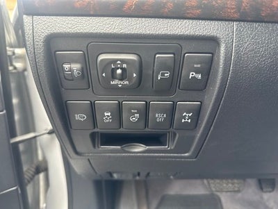 2014 Toyota Land Cruiser Base