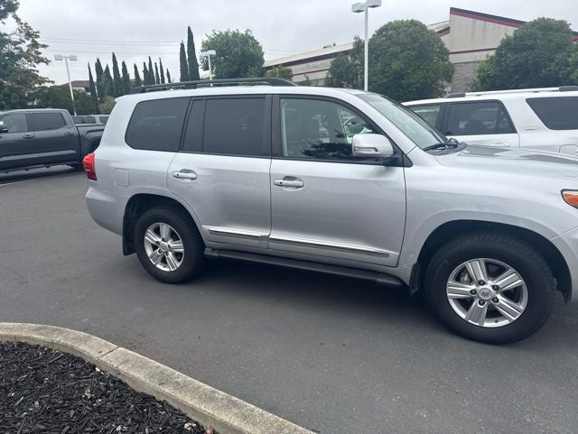 2014 Toyota Land Cruiser Base