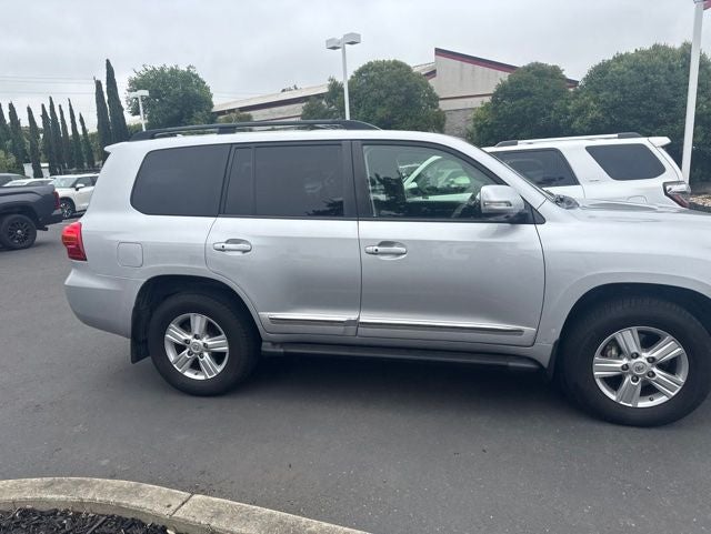 2014 Toyota Land Cruiser Base