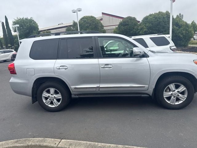 2014 Toyota Land Cruiser Base