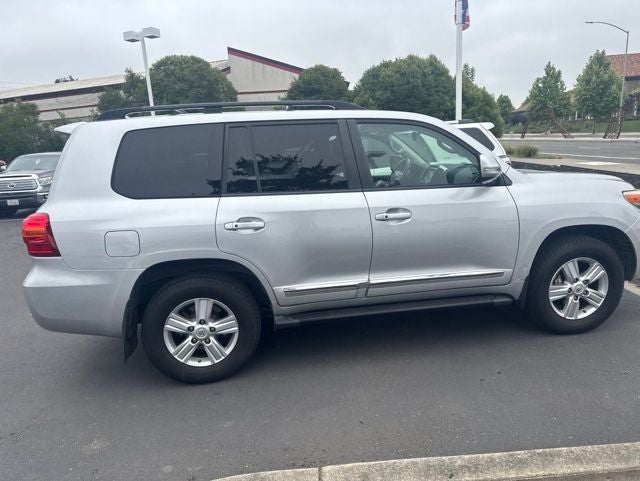 2014 Toyota Land Cruiser Base