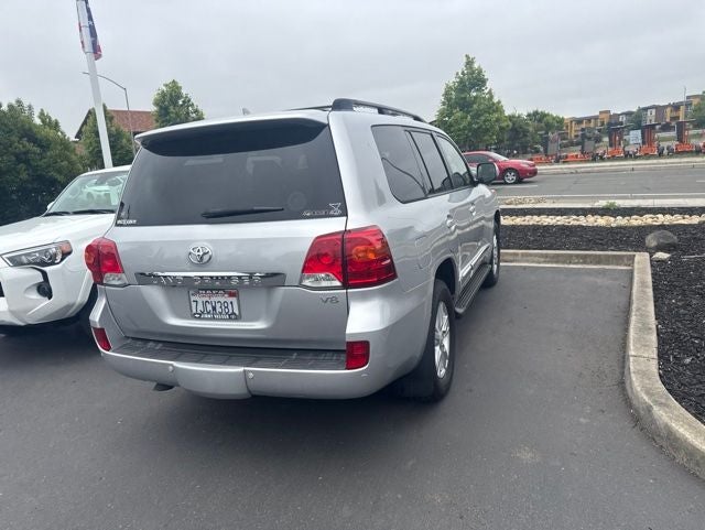 2014 Toyota Land Cruiser Base