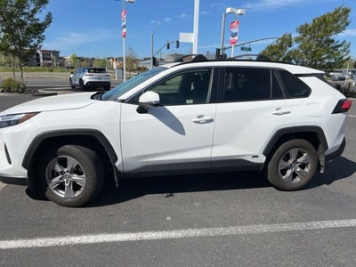 2024 Toyota RAV4 Hybrid XLE