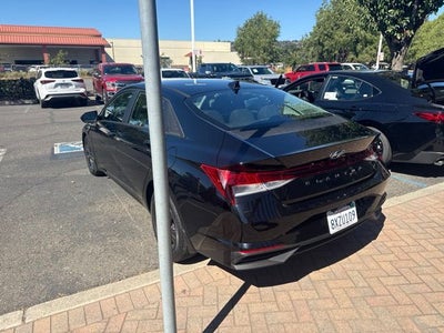 2022 Hyundai Elantra SEL