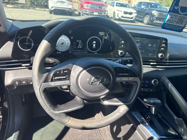 2022 Hyundai Elantra SEL