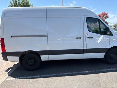 2025 Mercedes-Benz Sprinter 2500 Cargo 144 WB