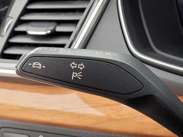 2023 Audi Q5 45 S line Premium quattro