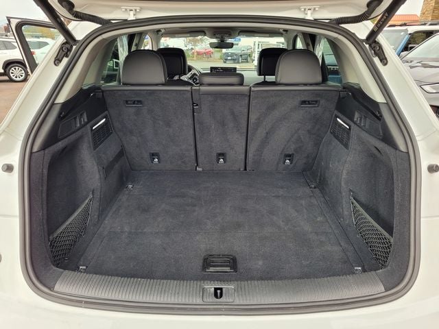 2023 Audi Q5 45 S line Premium quattro