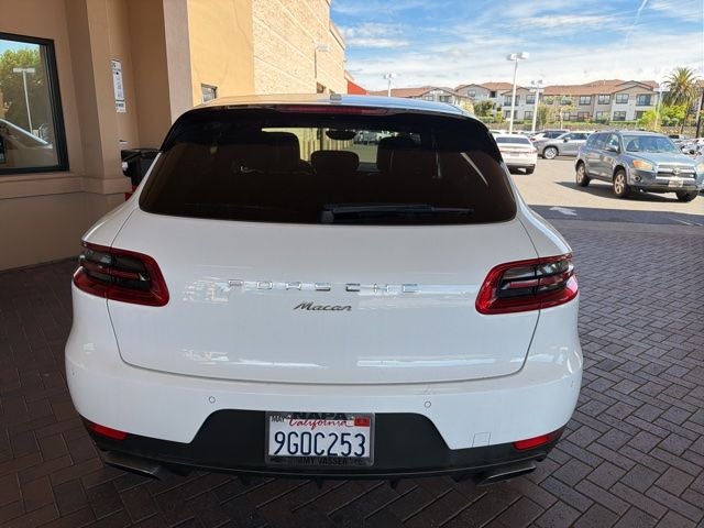 2018 Porsche Macan Base