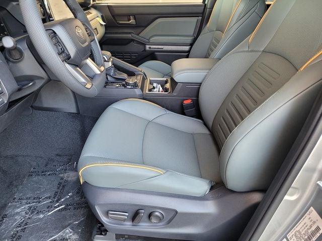 2026 Toyota Tacoma i-FORCE MAX Tacoma Trailhunter